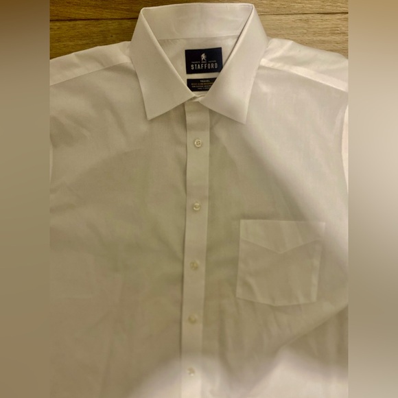 Stafford Mens Regular Fit Stretch Fabric Wrinkle Free L/S Dress Shirt - Picture 5 of 5